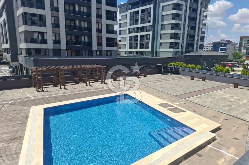 Çorlu Denli 282'de Havuz Manzaralı Kiralık 1+1 & Home-Ofis