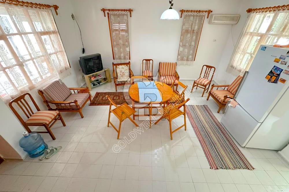 Kuşadası Karaovada Denize Yakın Satılık 4+1 Geniş Tripleks Villa