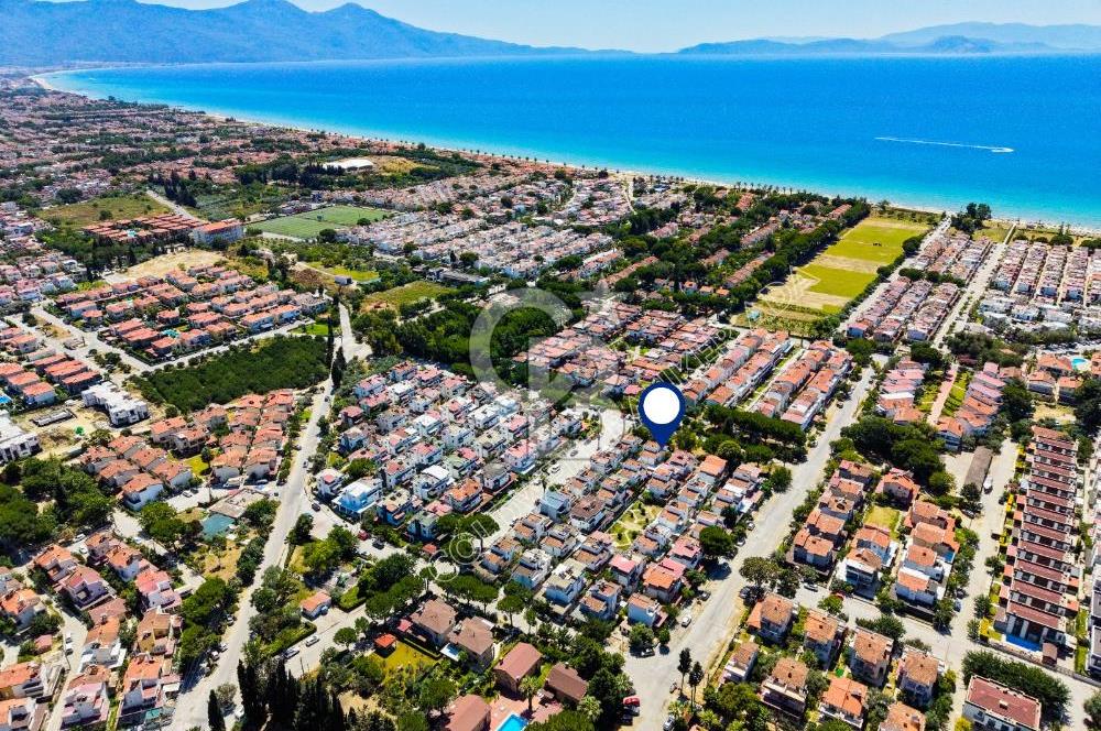 Kuşadası Karaovada Denize Yakın Satılık 4+1 Geniş Tripleks Villa