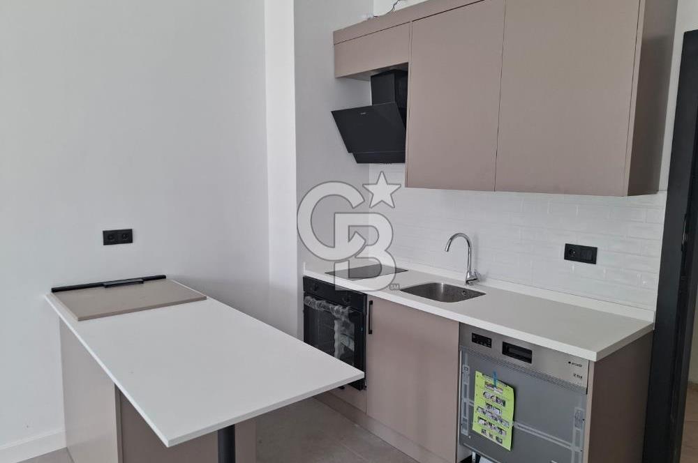 Çorlu Denli 282'de Havuz Manzaralı Kiralık 1+1 & Home-Ofis