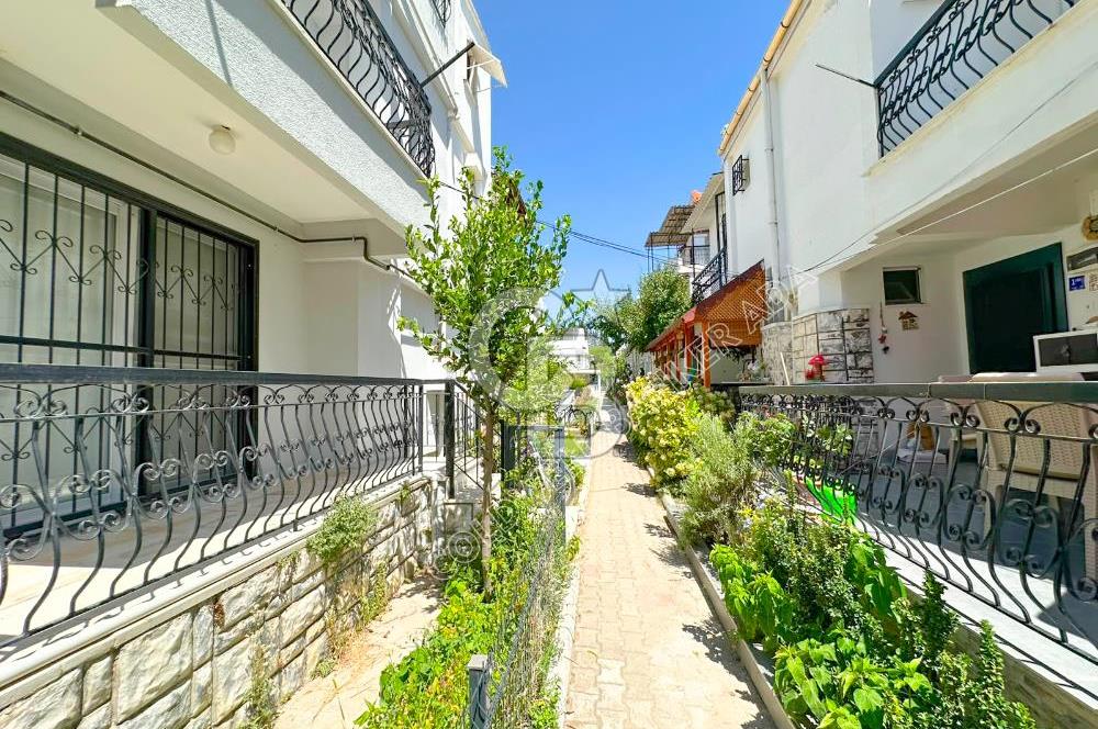 Kuşadası Karaovada Denize Yakın Satılık 4+1 Geniş Tripleks Villa