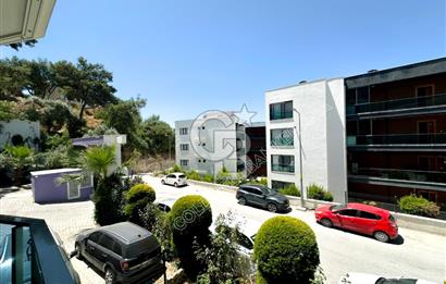 Emsallerinin Altında Kuşadası Lila Evler'de Satılık 2+1 Daire