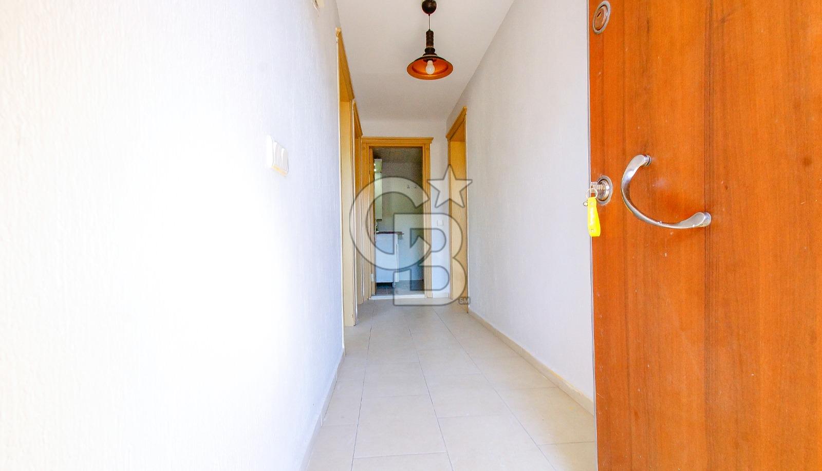 Akkum Caddesi Üzerinde Akkum'a 2 Dk Mesafede Kiralık 2+1 (70 m²)