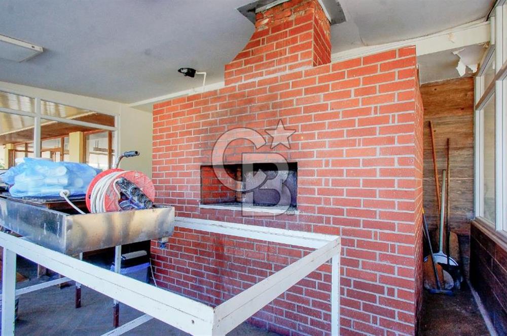 Ege Manzarasıyla Fark Yaratan, İşletmeye Hazır Kiralık Restorant