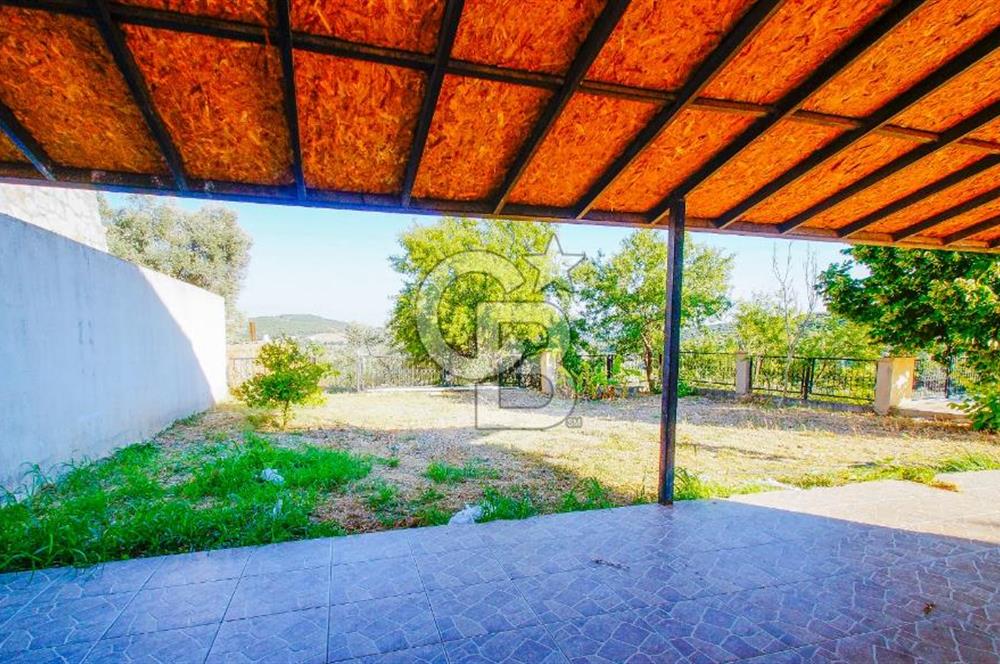 Akkum Caddesi Üzerinde Akkum'a 2 Dk Mesafede Kiralık 2+1 (70 m²)