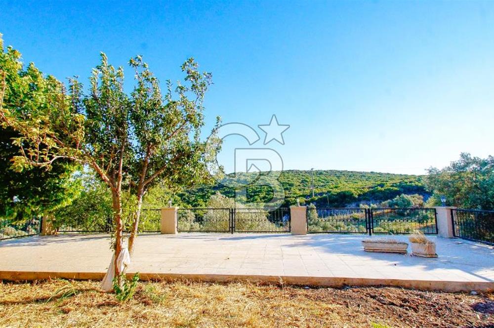Akkum Caddesi Üzerinde Akkum'a 2 Dk Mesafede Kiralık 2+1 (70 m²)