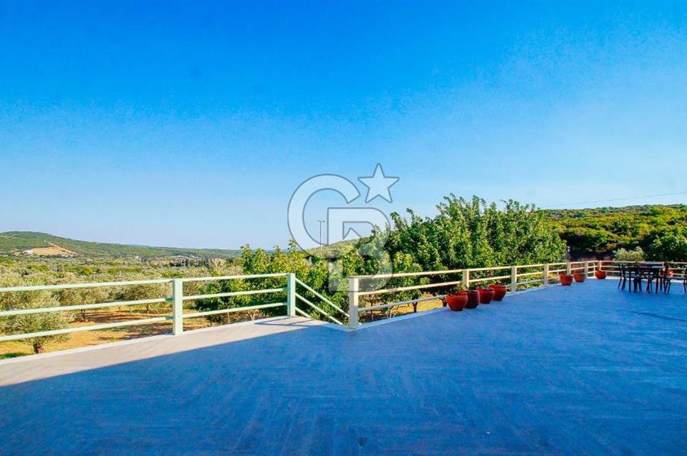 Ege Manzarasıyla Fark Yaratan, İşletmeye Hazır Kiralık Restorant