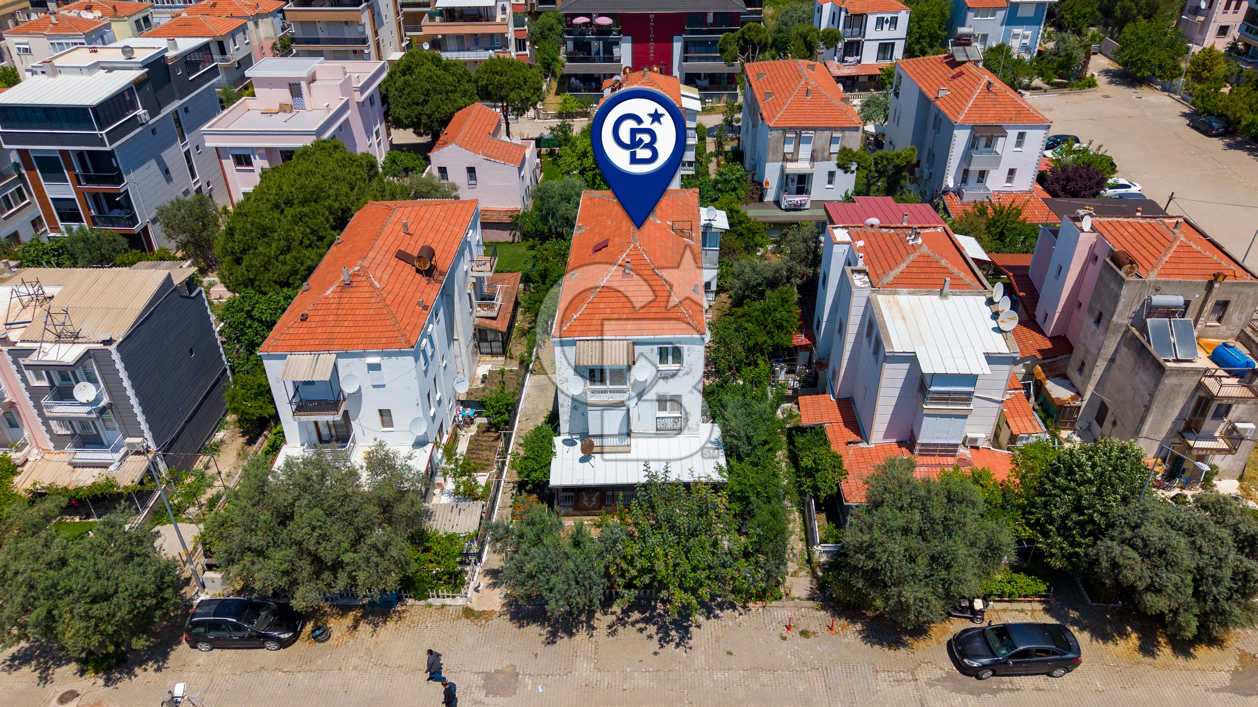 Yenifoça M.K.Atatürk Mah. Kiralık 2+1 Açık Mutfak Daire