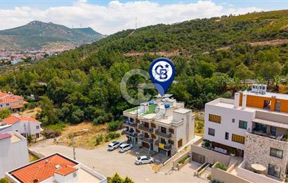 Foça Fatih Mahallesi Satılık 4+2 Deniz Manzaralı Tripleks Villa