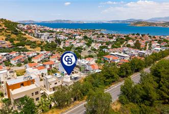 Foça Fatih Mahallesi Satılık 4+2 Deniz Manzaralı Tripleks Villa - 1 - 360221