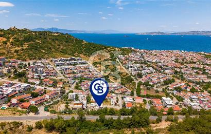 Foça Fatih Mahallesi Satılık 4+2 Deniz Manzaralı Tripleks Villa
