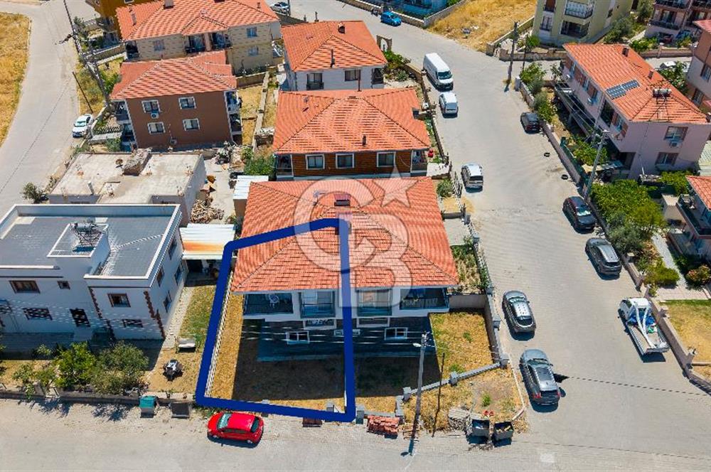 Foça Kazım Dirik Mah. Satılık 3+1 Dubleks Daire