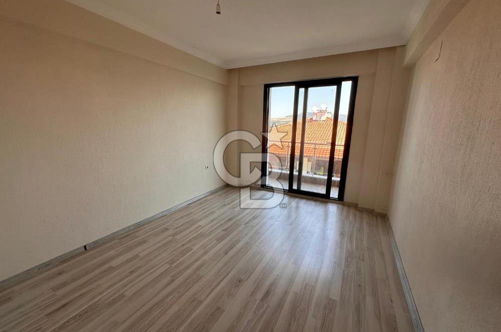 Foça Kazım Dirik Mah. Kiralık 2+1 Açık Mutfak Daire
