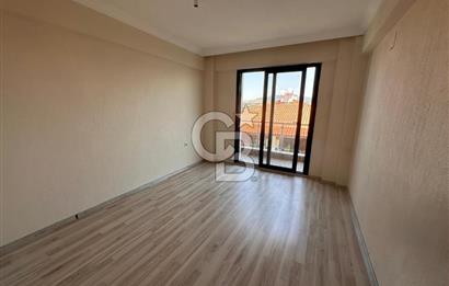 Foça Kazım Dirik Mah. Kiralık 2+1 Açık Mutfak Daire
