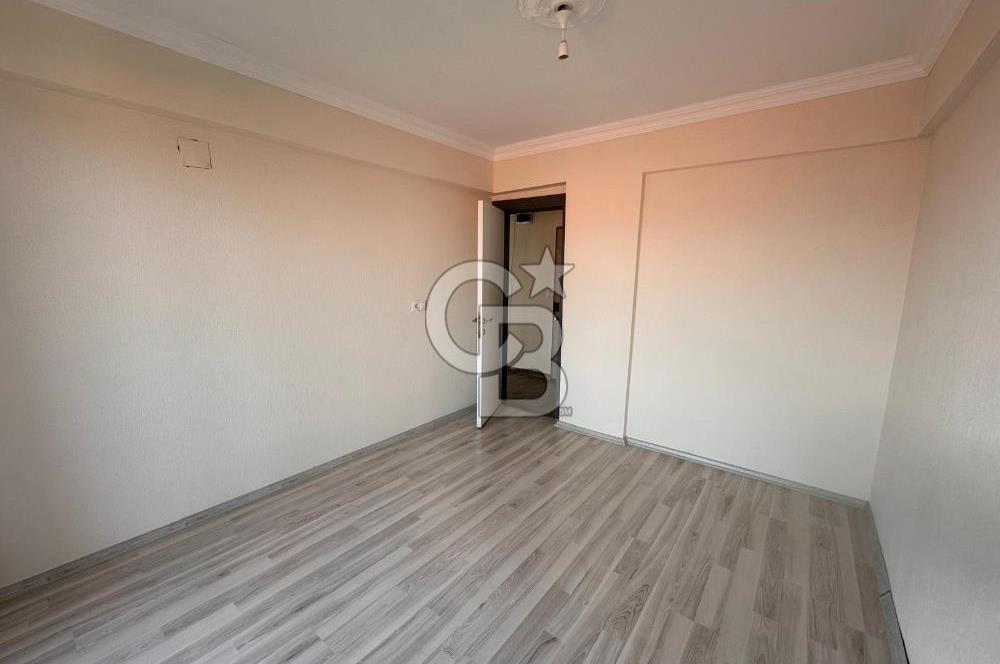 Foça Kazım Dirik Mah. Kiralık 2+1 Açık Mutfak Daire