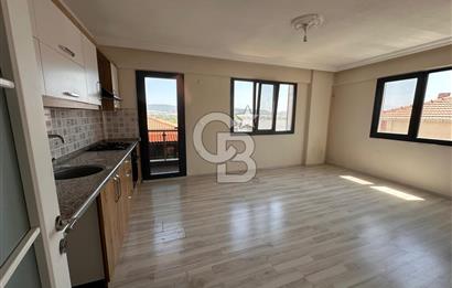 Foça Kazım Dirik Mah. Kiralık 2+1 Açık Mutfak Daire