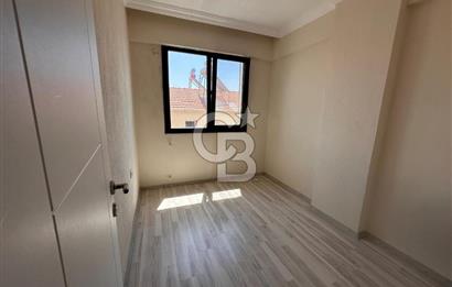 Foça Kazım Dirik Mah. Kiralık 2+1 Açık Mutfak Daire