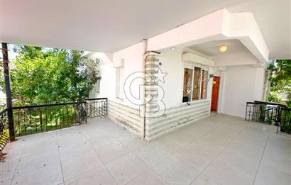 Kuşadası Karaovada Denize Yakın Satılık 4+1 Geniş Tripleks Villa