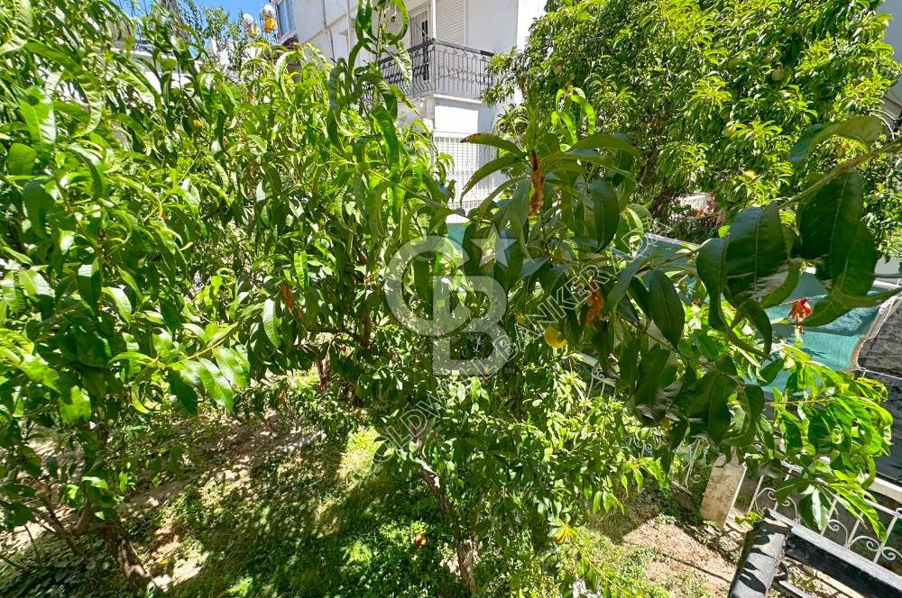 Kuşadası Karaovada Denize Yakın Satılık 4+1 Geniş Tripleks Villa