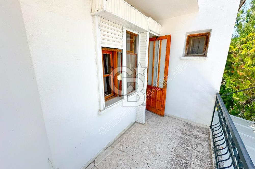 Kuşadası Karaovada Denize Yakın Satılık 4+1 Geniş Tripleks Villa