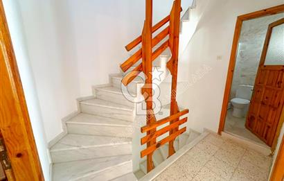 Kuşadası Karaovada Denize Yakın Satılık 4+1 Geniş Tripleks Villa