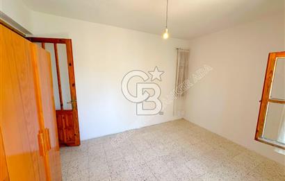 Kuşadası Karaovada Denize Yakın Satılık 4+1 Geniş Tripleks Villa