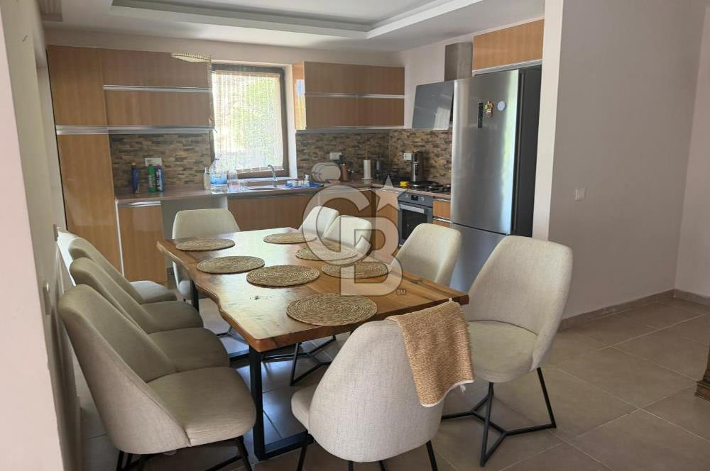 MUĞLA / GÖCEK'TE SATILIK 4 KATLI DENİZ MANZARALI VİLLA