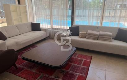 MUĞLA / GÖCEK'TE SATILIK 4 KATLI DENİZ MANZARALI VİLLA