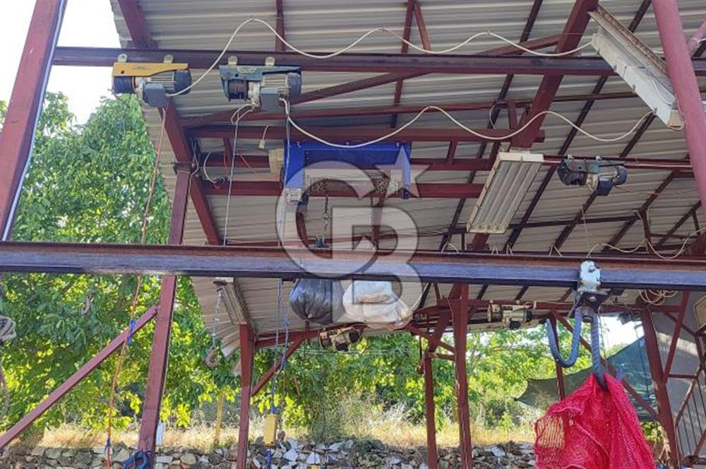 ORHANGAZİ FINDIKLI'DA SATILIK RUHSATLI BÜYÜKBAŞ HAYVAN ÇİFTLİĞİ