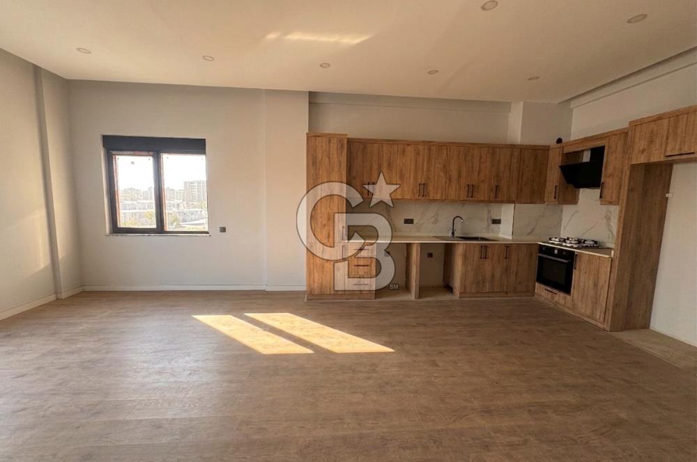 ALTINTAŞ MAHALLESİ VİA TERRA SİTESİ'NDE GENİŞ 2+1 KİRALIK DAİRE