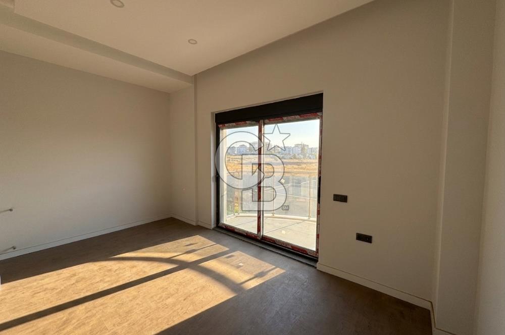 ALTINTAŞ MAHALLESİ VİA TERRA SİTESİ'NDE GENİŞ 2+1 KİRALIK DAİRE