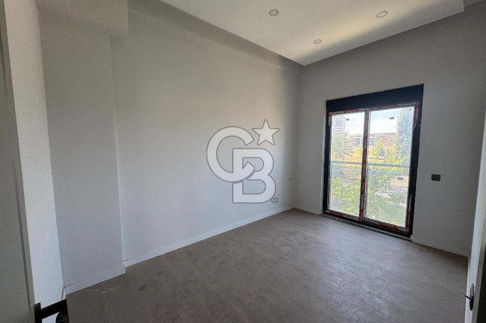 ALTINTAŞ MAHALLESİ VİA TERRA SİTESİ'NDE GENİŞ 2+1 KİRALIK DAİRE
