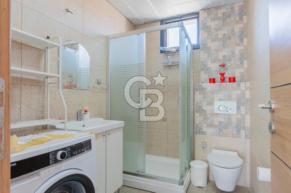 FOÇA KOZBEYLİ'DE DENİZ MANZARALI 6+2 SATILIK MÜSTAKİL VİLLA