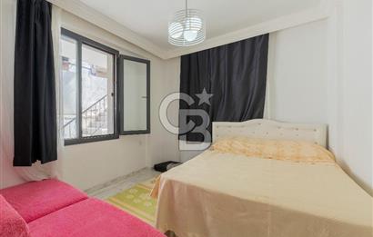 FOÇA KOZBEYLİ'DE DENİZ MANZARALI 6+2 SATILIK MÜSTAKİL VİLLA