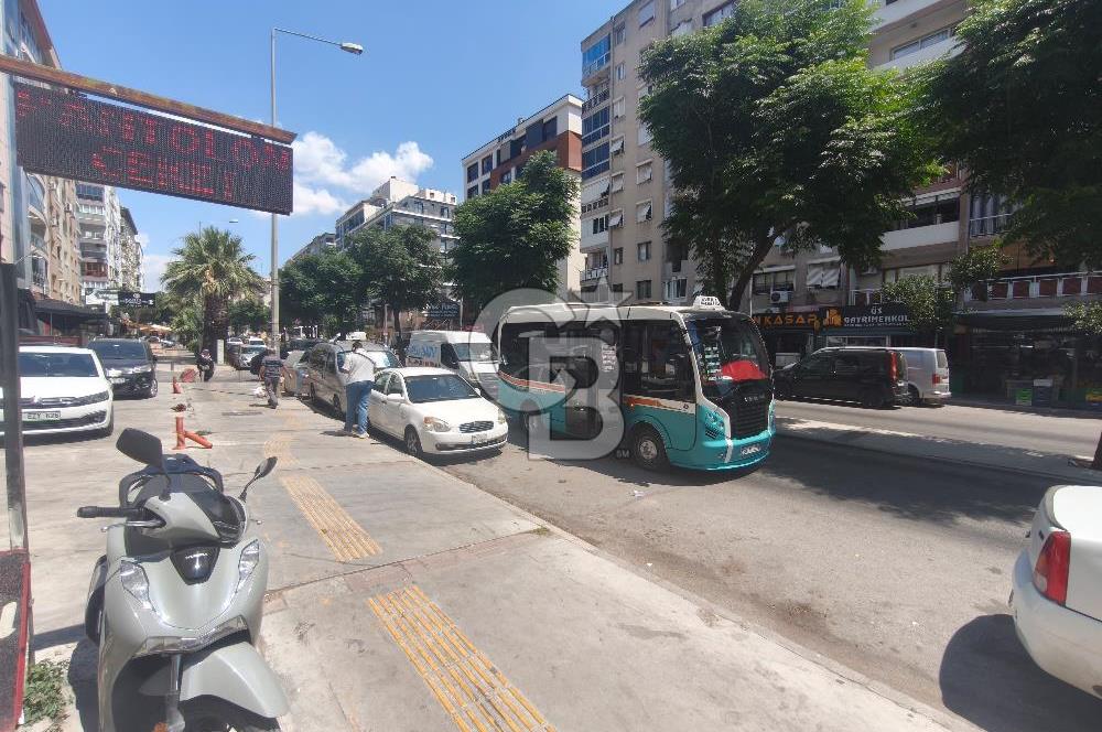 Konak Eşrefpaşa Yeşillik Caddesi Üzeri Satılık Dükkan