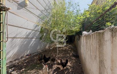 FOÇA KOZBEYLİ'DE DENİZ MANZARALI 6+2 SATILIK MÜSTAKİL VİLLA