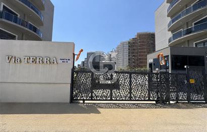 ALTINTAŞ MAHALLESİ VİA TERRA SİTESİ'NDE GENİŞ 2+1 KİRALIK DAİRE