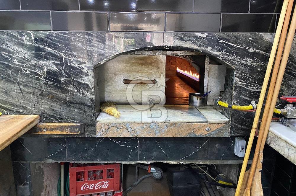 Konak Eşrefpaşa Yeşillik Caddesi Üzeri Satılık Dükkan