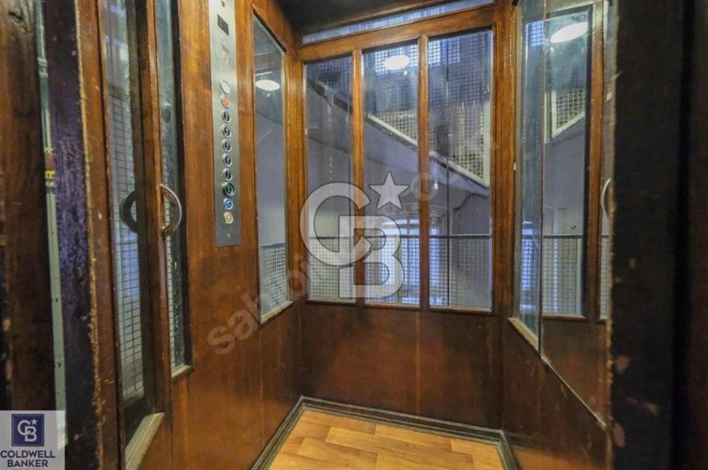 DOĞAN APARTMANINDA BOĞAZ MANZARALI 210 m² PRESTİJ DAİRESİ | 4+1
