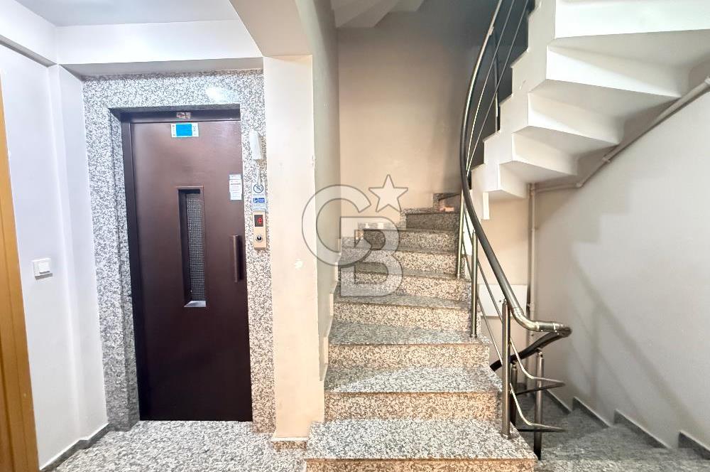 Ümraniye İstiklal Mahallesi nde Kiralık 2 + 1 Daire