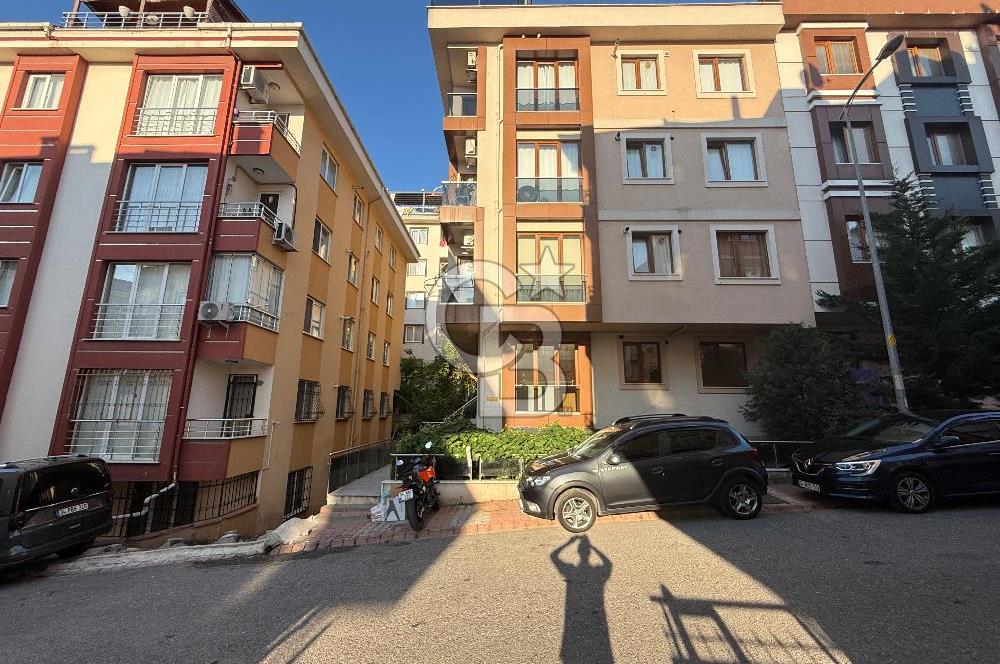 Ümraniye İstiklal Mahallesi nde Kiralık 2 + 1 Daire