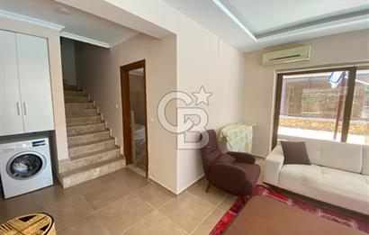 MUĞLA / GÖCEK'TE SATILIK 4 KATLI DENİZ MANZARALI VİLLA