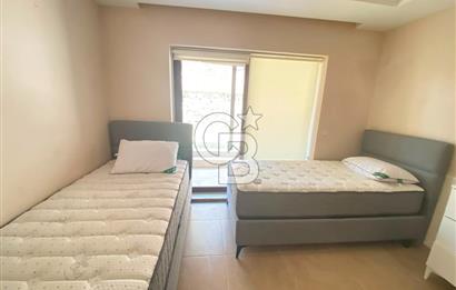 MUĞLA / GÖCEK'TE SATILIK 4 KATLI DENİZ MANZARALI VİLLA
