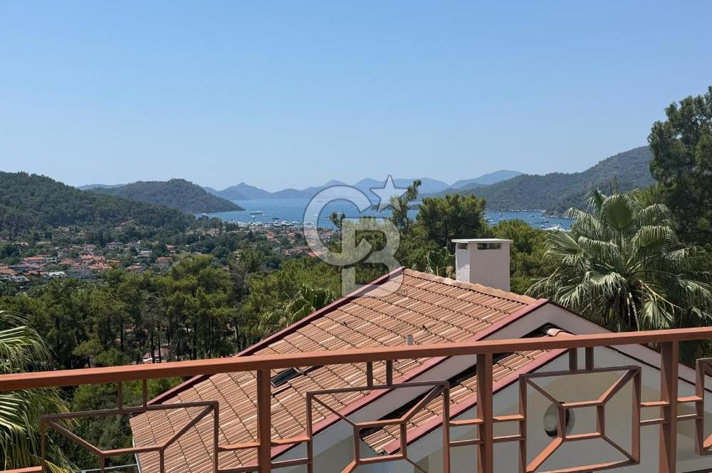 MUĞLA / GÖCEK'TE SATILIK 4 KATLI DENİZ MANZARALI VİLLA