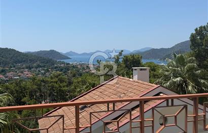 MUĞLA / GÖCEK'TE SATILIK 4 KATLI DENİZ MANZARALI VİLLA