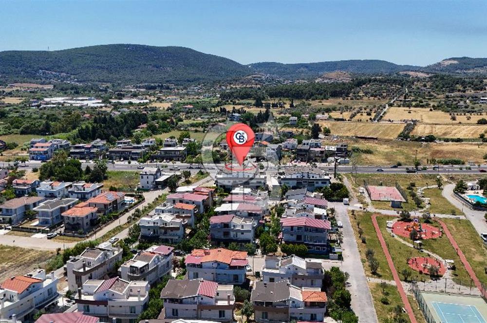 URLADA TERASLI 4+1 DUBLEKS ÖZEL VE LÜKS SATILIK DAİRE