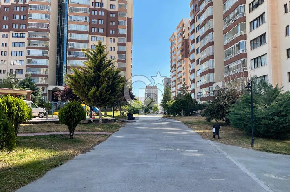 Yeni Atabilge Sitesinin Huzurlu Atmosferinde Kiralık 4+1 Daire