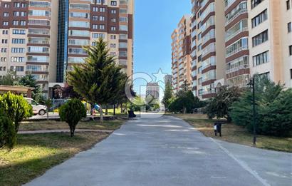 Yeni Atabilge Sitesinin Huzurlu Atmosferinde Kiralık 4+1 Daire
