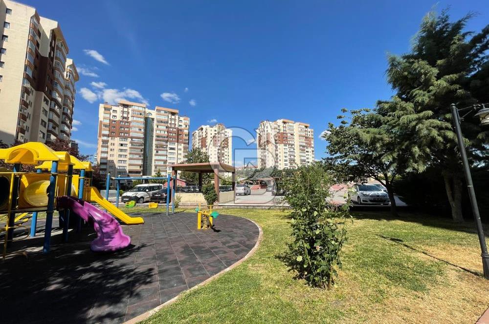 Yeni Atabilge Sitesinin Huzurlu Atmosferinde Kiralık 4+1 Daire