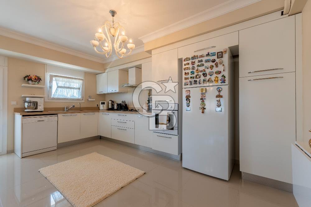 URLADA TERASLI 4+1 DUBLEKS ÖZEL VE LÜKS SATILIK DAİRE